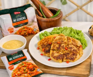 Easy Cheesy Murtabak Recipe with Bolognese Noodles
