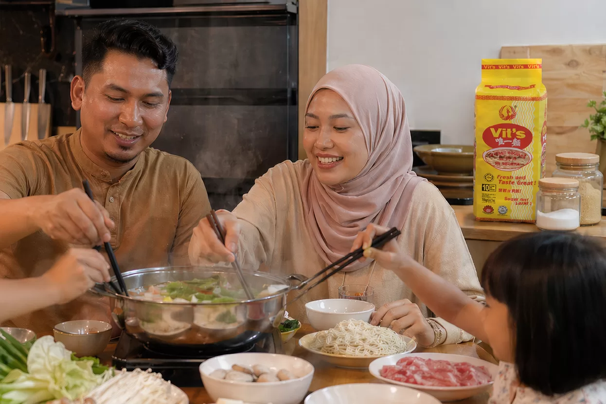How Vit’s Instant Noodles Have Been Part of Everyday Life Savouring Penang Asam Laksa, a tangy fish-based noodle soup with tamarind, lemongrass, and fresh herbs for a unique taste.